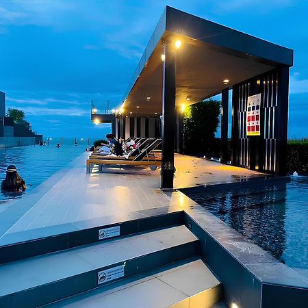 Great Location With Infinity Pool - Central Pattaya Lägenhet Exteriör bild