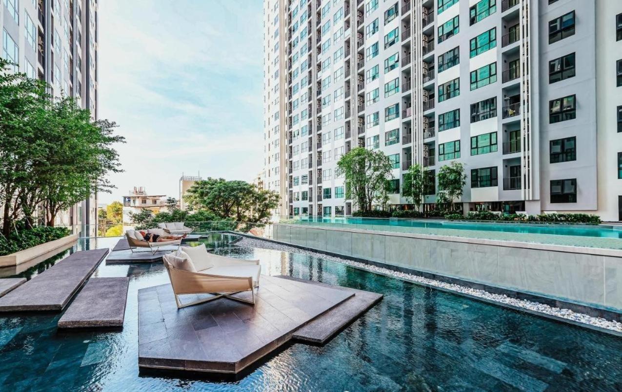 Great Location With Infinity Pool - Central Pattaya Lägenhet Exteriör bild