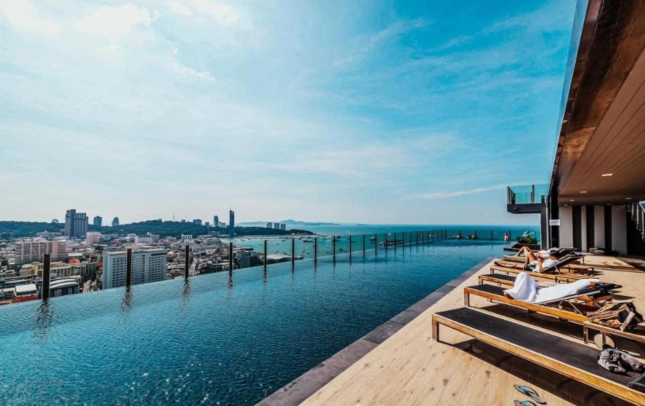Great Location With Infinity Pool - Central Pattaya Lägenhet Exteriör bild