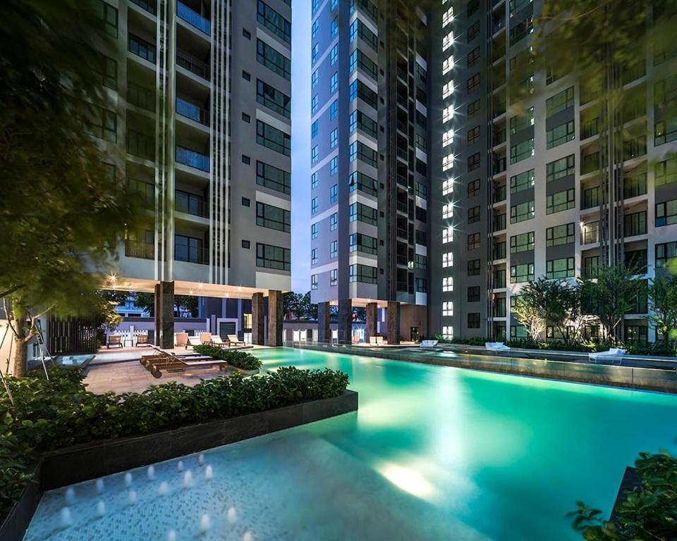 Great Location With Infinity Pool - Central Pattaya Lägenhet Exteriör bild